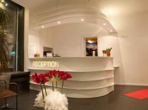 Гостиница Hôtel le Grillon  Страсбург
